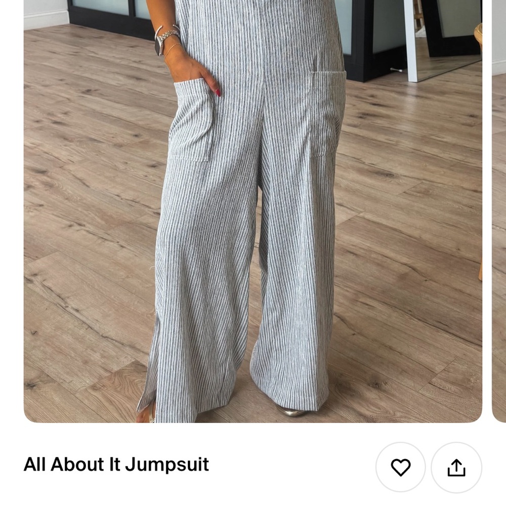 TALULAH Gray Jumpsuit with Elegant Wide-Leg Design